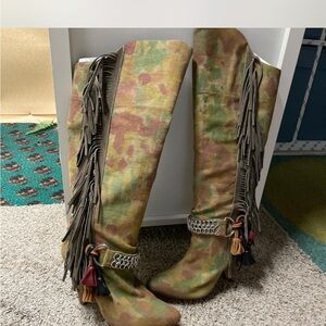Zi Giny Camouflage Fringe Knee-High Boots